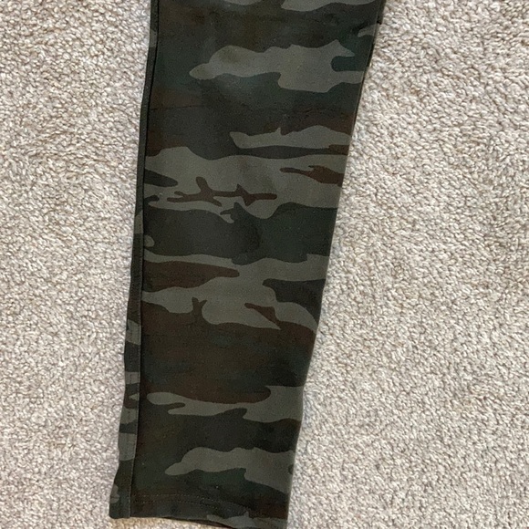 Anthropologie Sanctuary Camo leggings - Picture 8 of 15